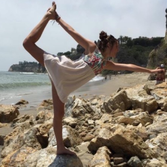 ANTHROPOLOGIE BY GRYPHON  EMBROIDERED DRESS SIZE MEDIUM - Picture 10 of 14